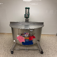 Precision Stainless 600L Stainless Steel Mixing Tank image 0